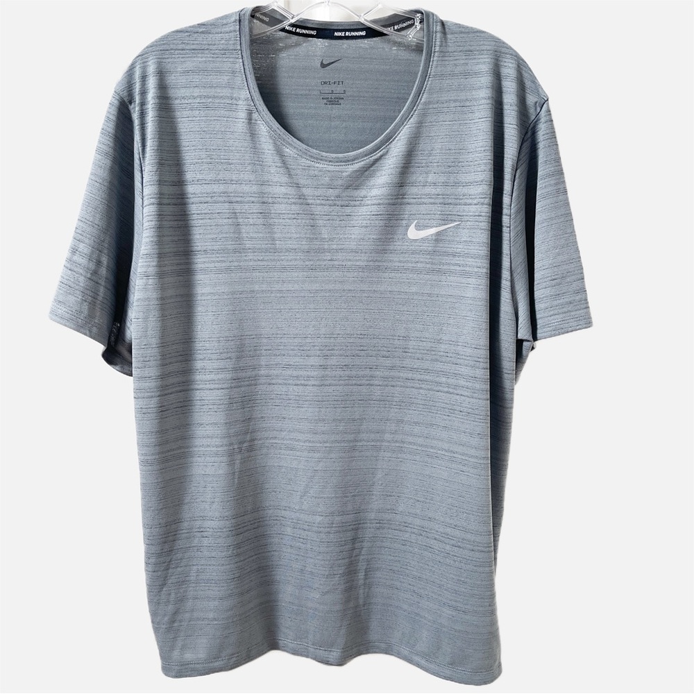 Nike Running DRI-FIT Grey Short Sleeve Men's Size Large